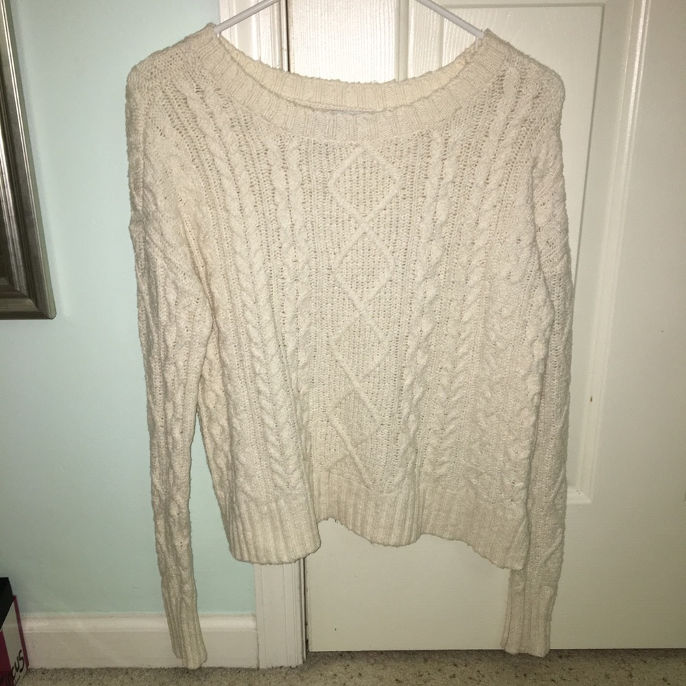 American Eagle Sweater